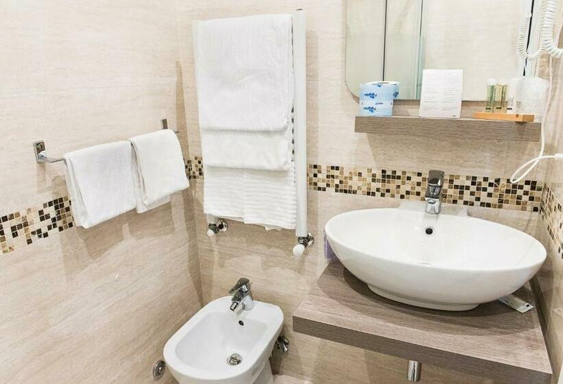 Classic Kamer, Domus Trevi