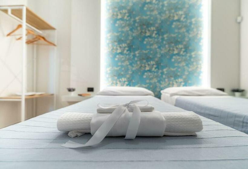 غرفة قياسية مطلّة علي الحديقة, Villa Rocla Guest House Pompei