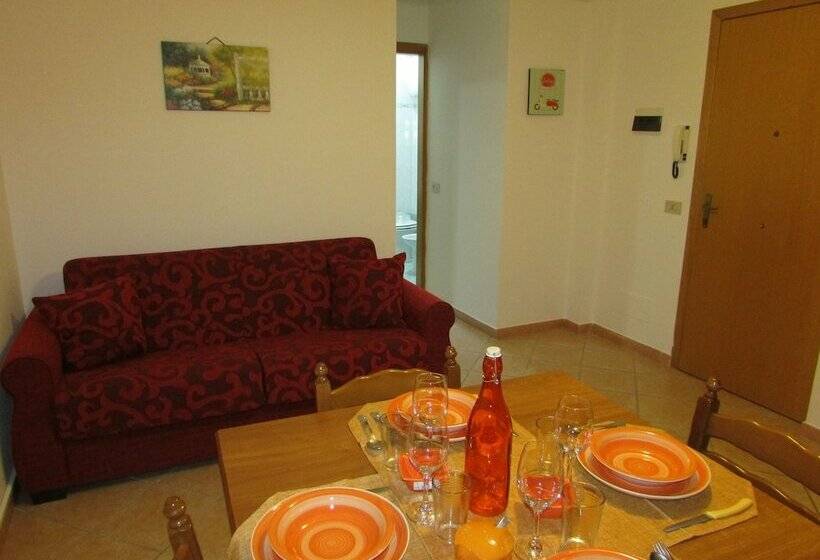 Deniz Manzaralı 1 Yatak Odalı Daire, Residence Villa Santa Lucia