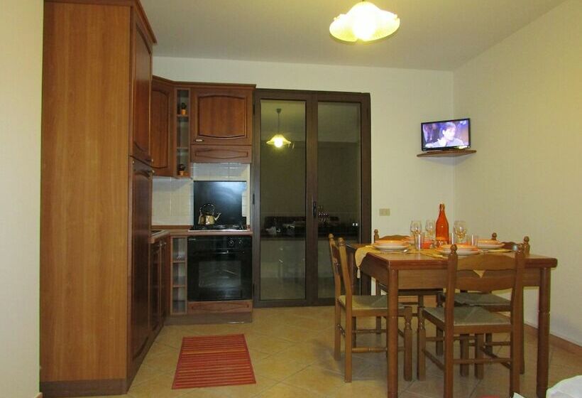 Deniz Manzaralı 1 Yatak Odalı Daire, Residence Villa Santa Lucia