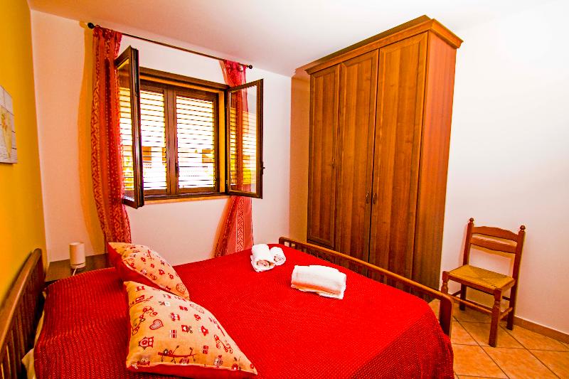Deniz Manzaralı 1 Yatak Odalı Daire, Residence Villa Santa Lucia