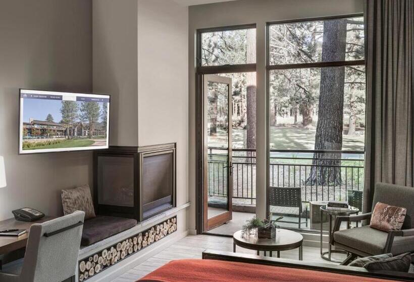 キングサイズベッドのスタンダードルーム, Edgewood Tahoe Resort