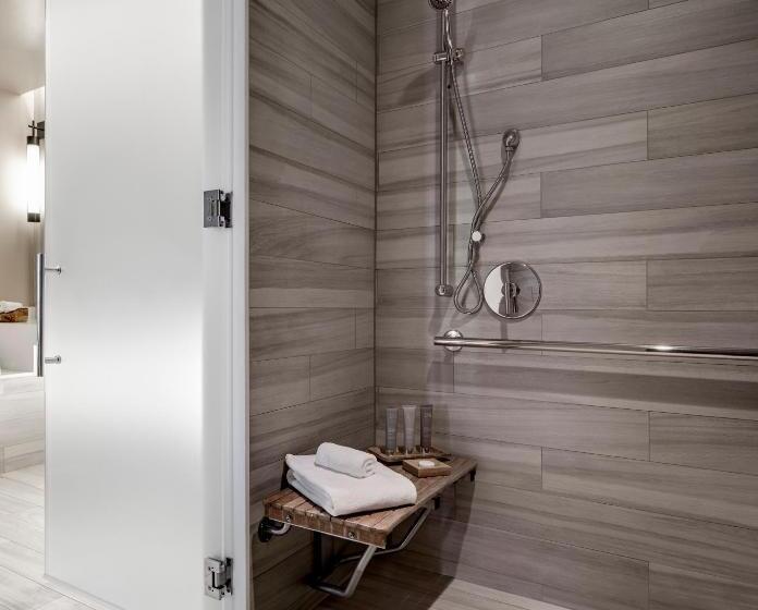 キングサイズベッドのスタンダードルーム, Edgewood Tahoe Resort