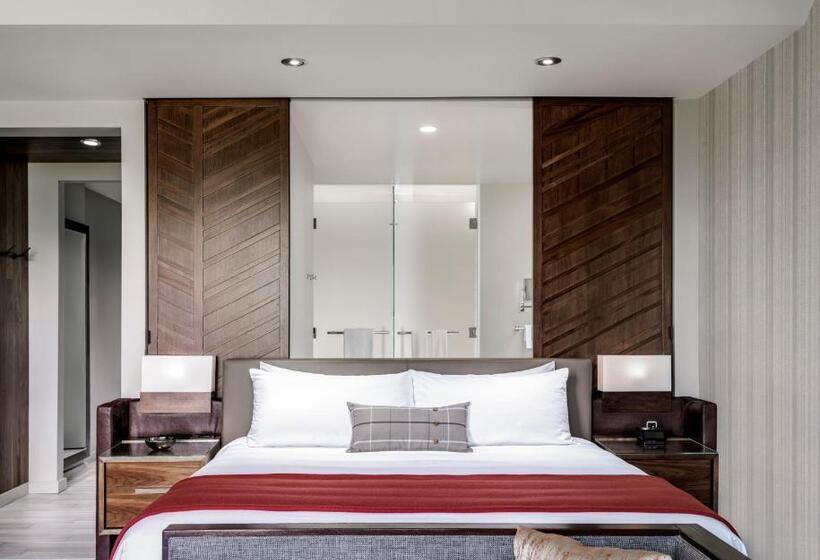 キングサイズベッドのスタンダードルーム, Edgewood Tahoe Resort