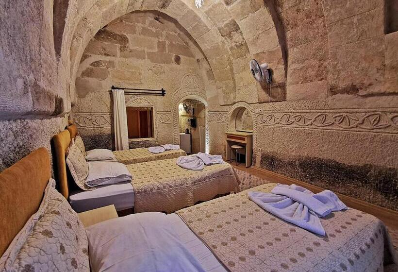 套房, Falcon Cave Suites