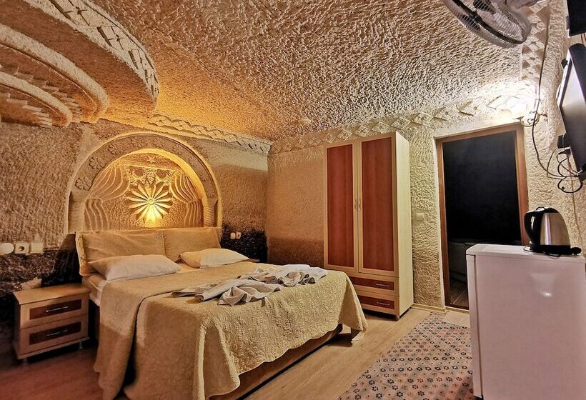 套房, Falcon Cave Suites