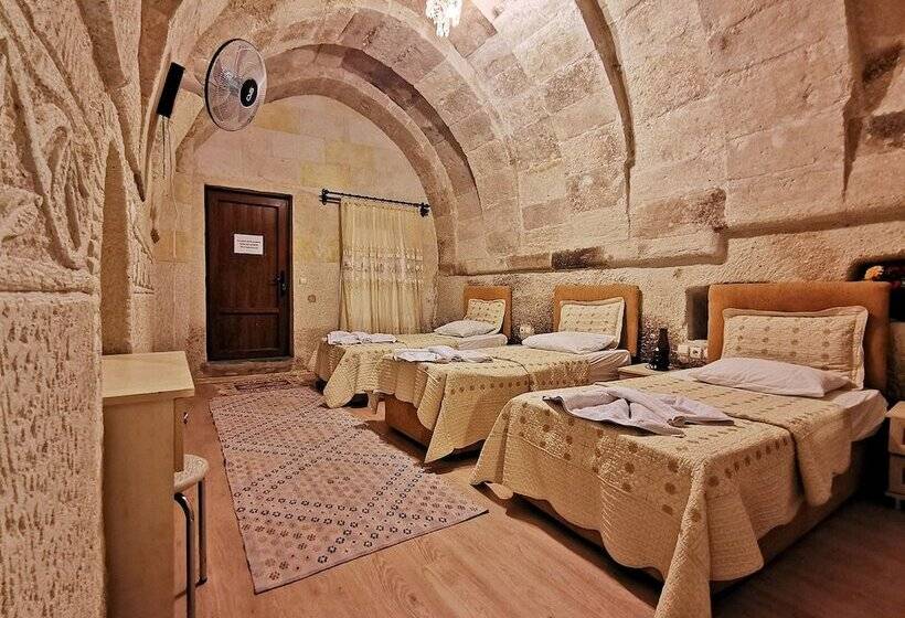 套房, Falcon Cave Suites