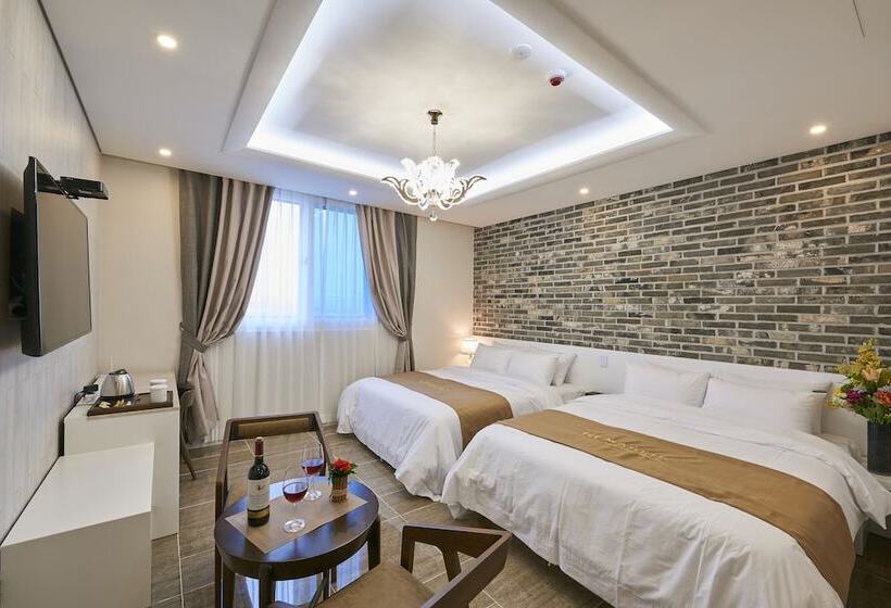 اتاق استاندارد, Gwangju Madrid
