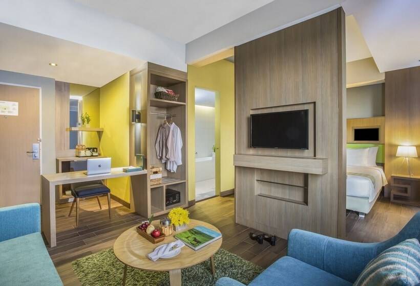 Люкс, Khas Hotel Pekalongan