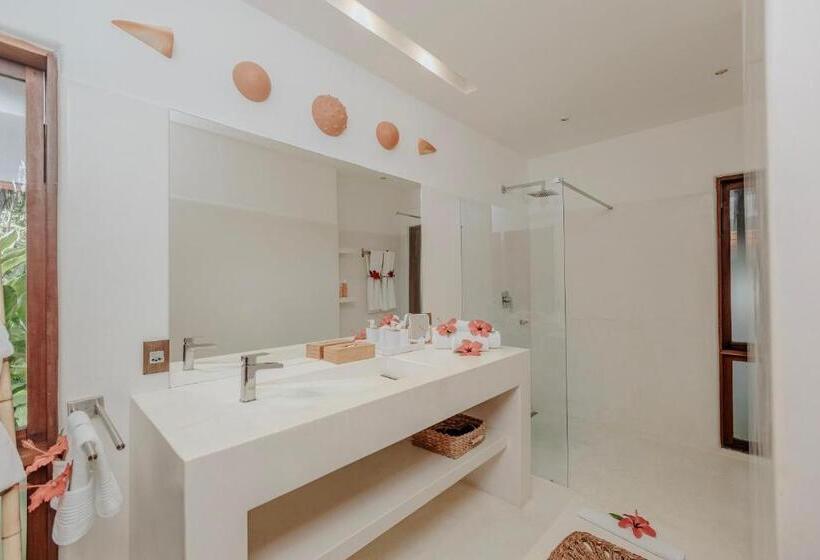 Standard Bungalow mit Meerblick, Madeiro Beach