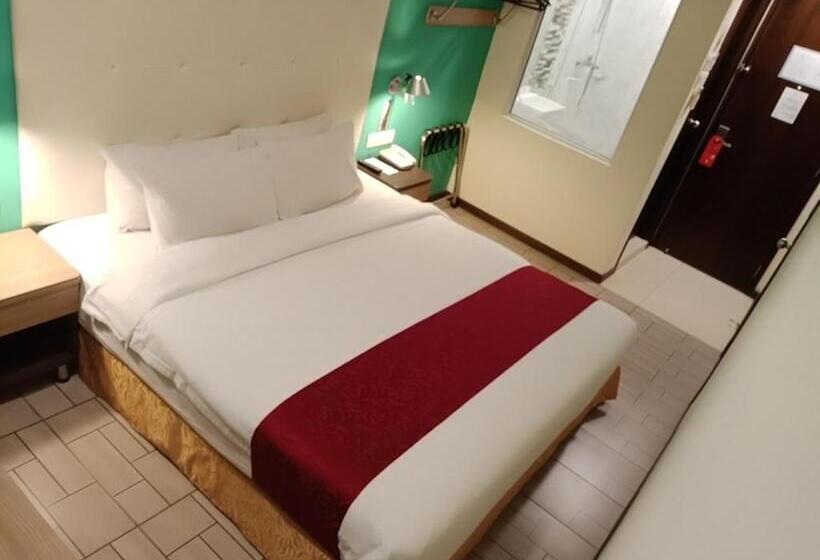 디럭스 룸, Lumut Suites