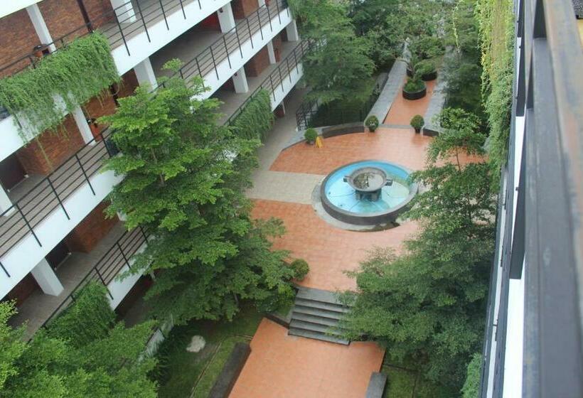 디럭스 룸, Thong S Inn Hotel Kualanamu