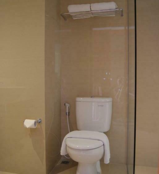 디럭스 룸, Thong S Inn Hotel Kualanamu