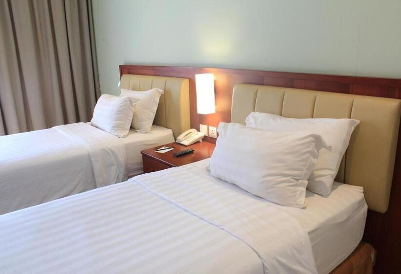 디럭스 룸, Thong S Inn Hotel Kualanamu