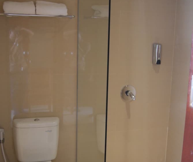 디럭스 룸, Thong S Inn Hotel Kualanamu