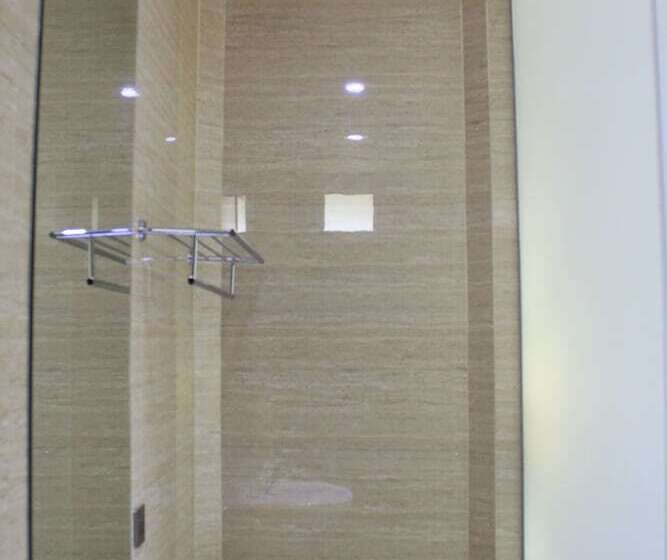 디럭스 룸, Thong S Inn Hotel Kualanamu