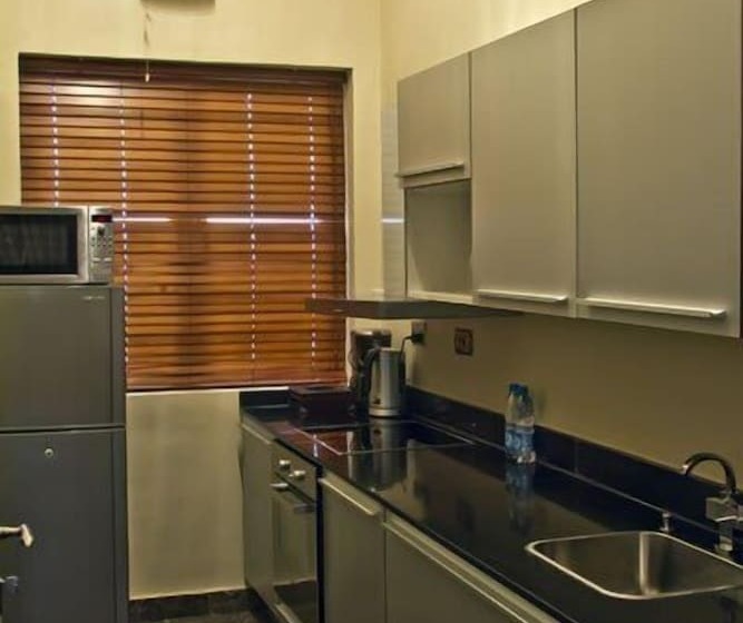 اتاق لوکس چهار تخته, Westfoster Harbour Boutique Residences