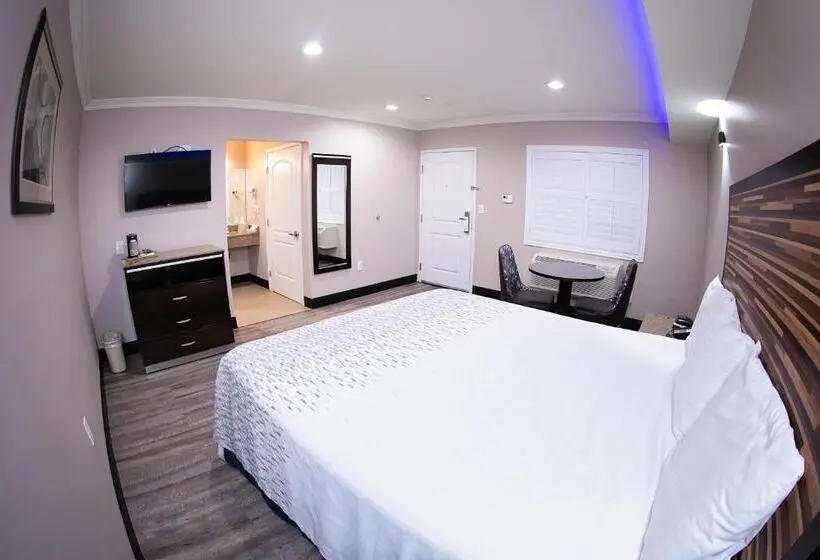 キングサイズベッドのスタンダードルーム, Diamond Bell Inn & Suites