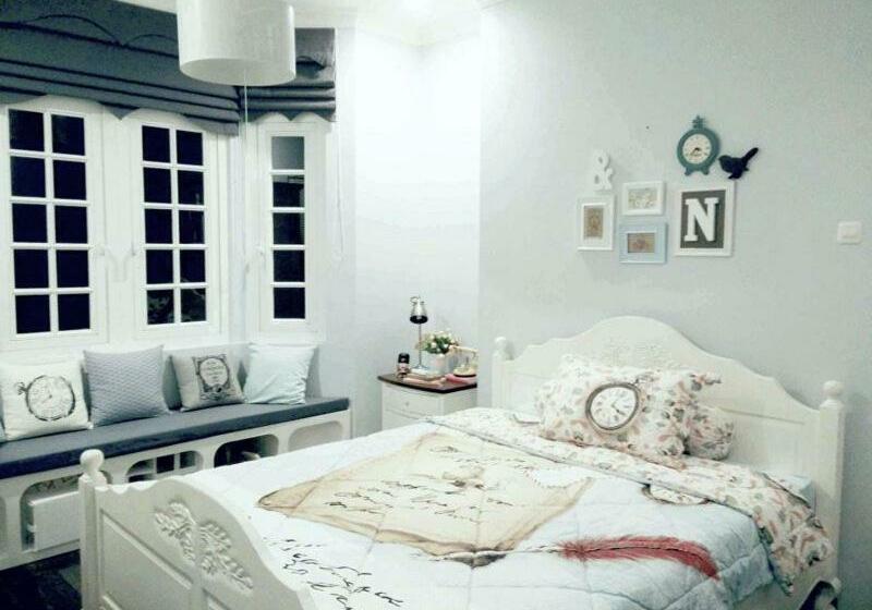 Suite Deluxe, Cottonwood Bed & Breakfast House Bandung