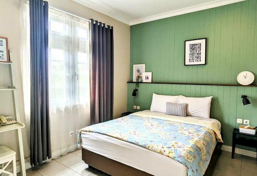 Camera Deluxe, Cottonwood Bed & Breakfast House Bandung