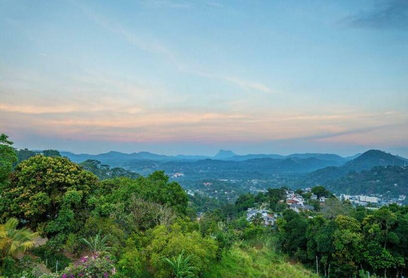 Quarto Deluxe com Sacada, The Kandyan Villa