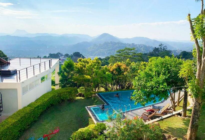 Quarto Deluxe com Sacada, The Kandyan Villa