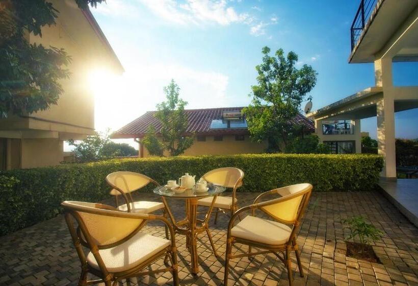 Quarto Triplo Deluxe, The Kandyan Villa