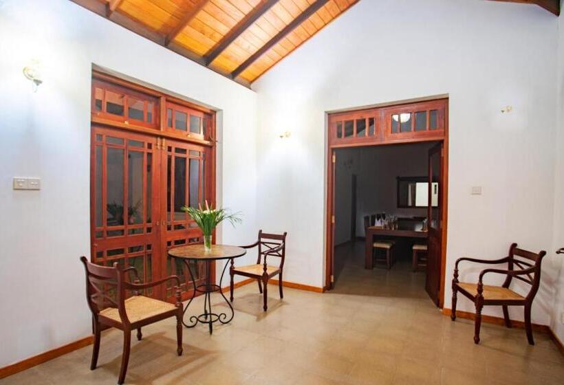Bungalow Standard 3 Quartos, The Kandyan Villa