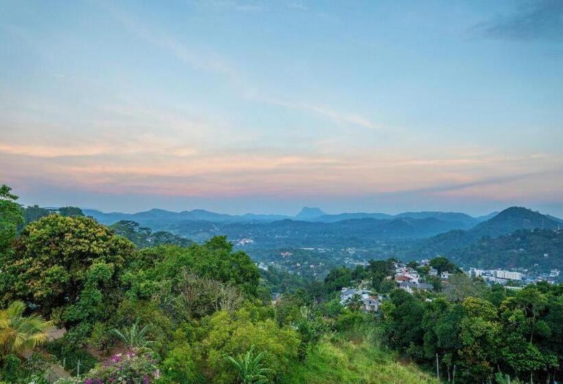 Bungalow Standard 3 Quartos, The Kandyan Villa