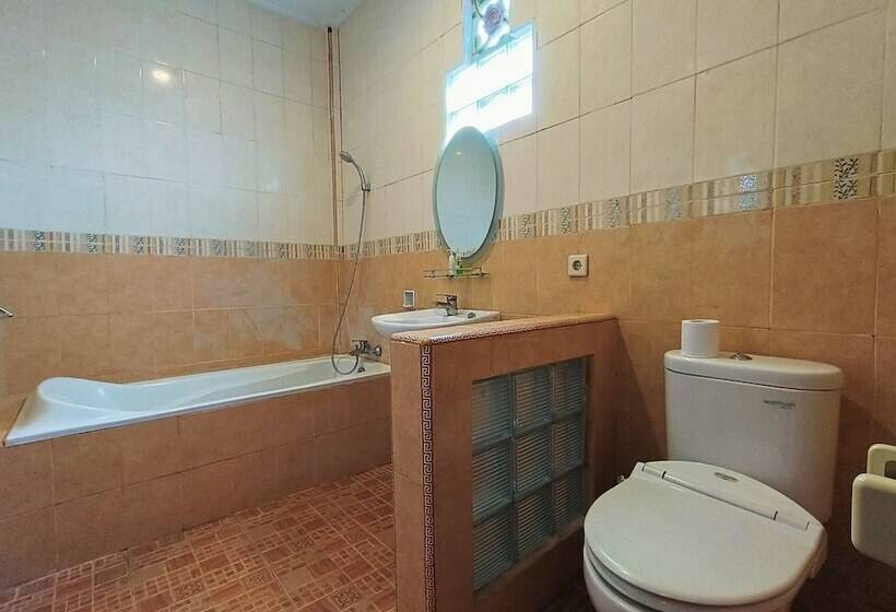 Номер Стандарт, Warji House 2 Bisma