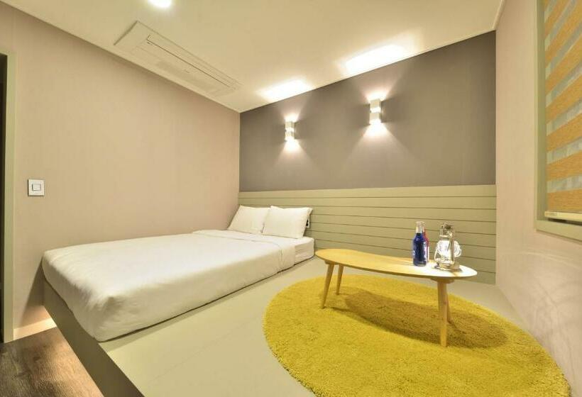 Номер Стандарт, With U Hotel & Guesthouse