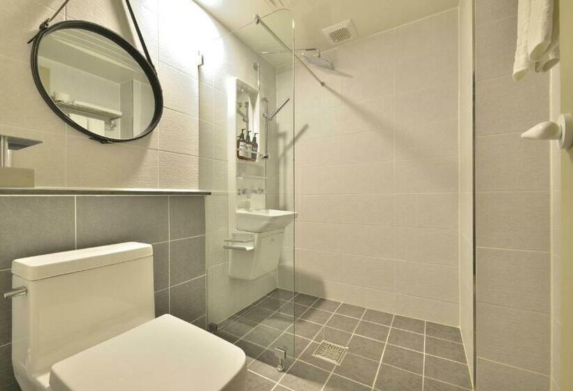 غرفة قياسية, With U Hotel & Guesthouse