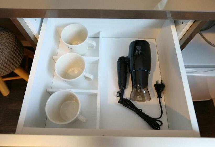 غرفة قياسية ثلاثية, With U Hotel & Guesthouse