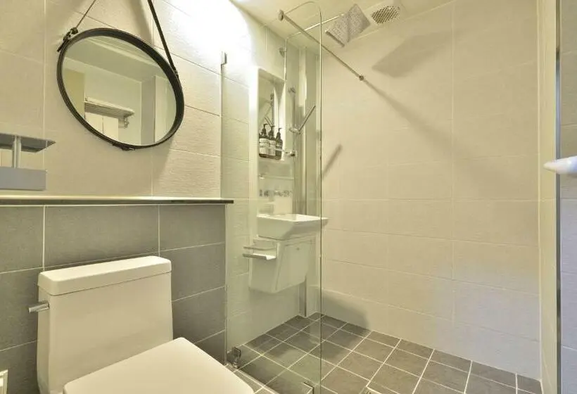 Standard Kolmen Hengen Huone, With U Hotel & Guesthouse