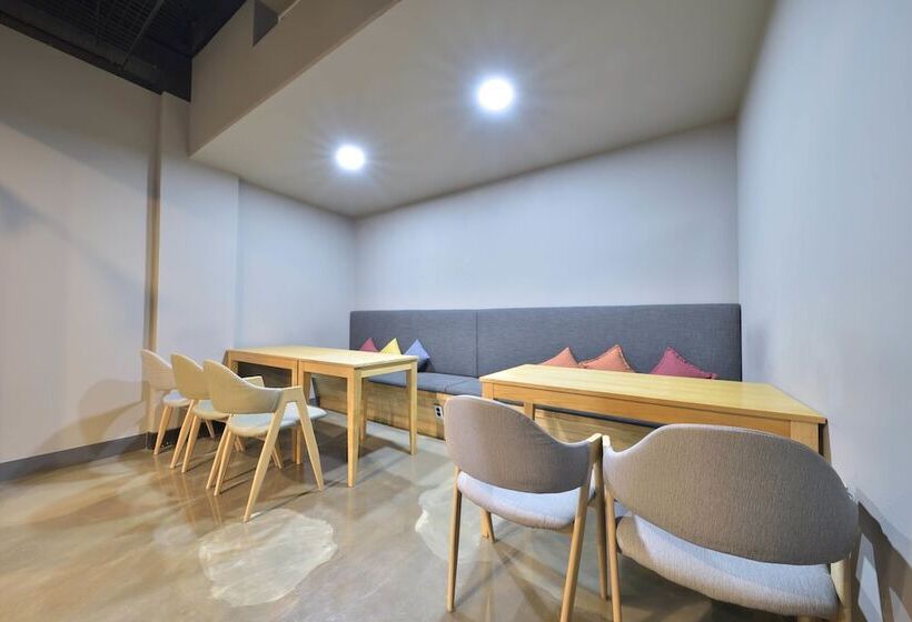 غرفة قياسية ثلاثية, With U Hotel & Guesthouse