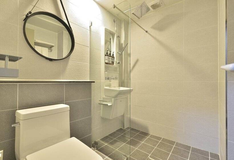 غرفة قياسية ثلاثية, With U Hotel & Guesthouse