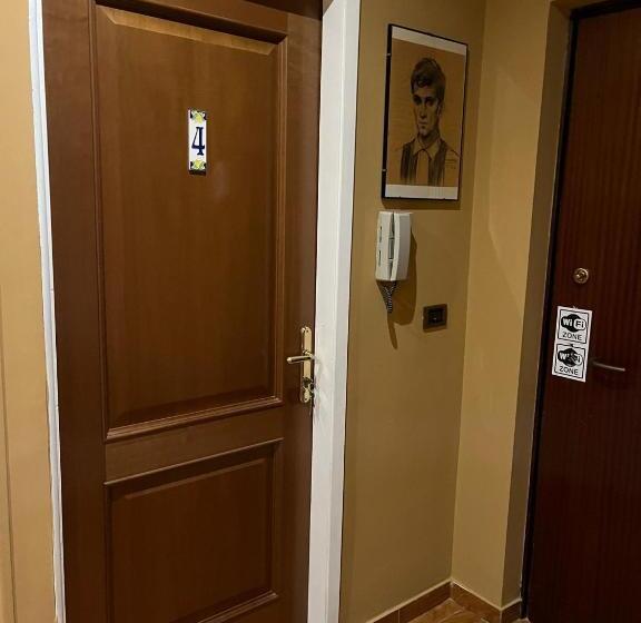 اتاق استاندارد با سرویس بهداشتی مشترک, B&b Corso Porta Nuova 39