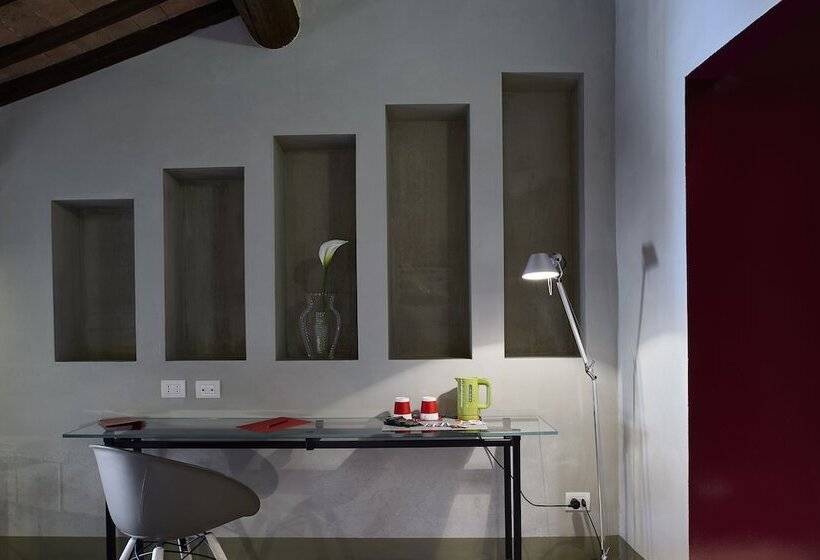 小型套房, Palazzetto Rosso   Art