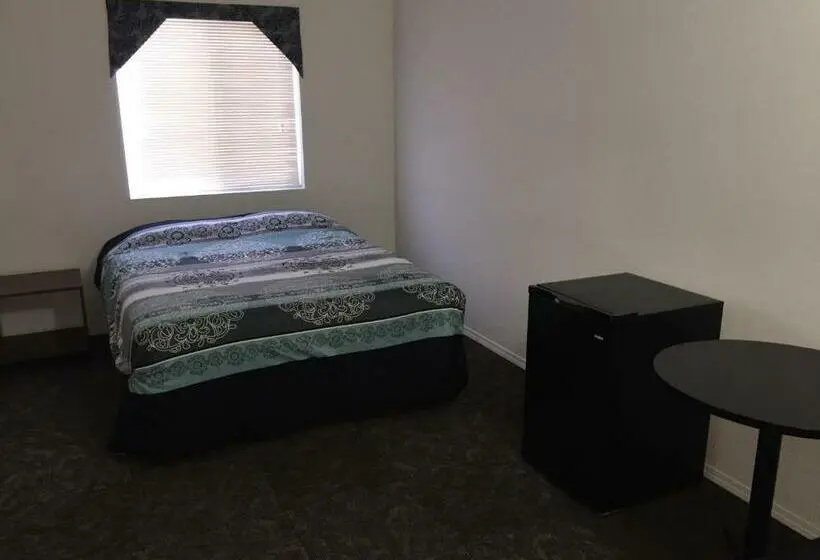 اتاق استاندارد, Invermere Hostel