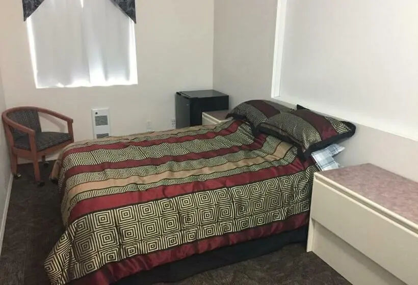 اتاق استاندارد, Invermere Hostel