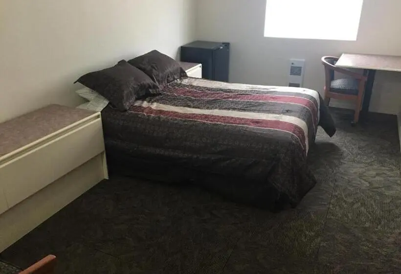 اتاق استاندارد, Invermere Hostel