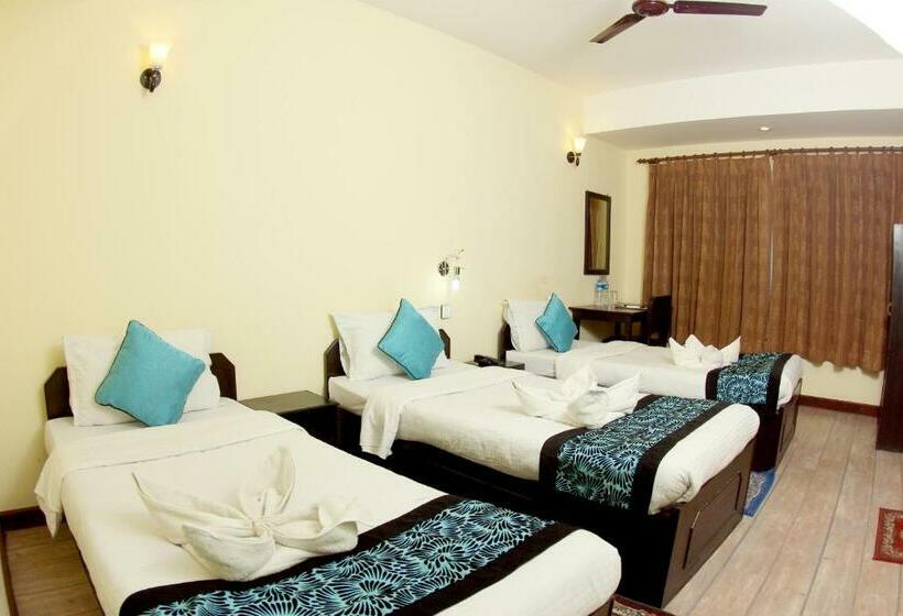 اتاق لوکس سه تخته, Bag Packer's Lodge