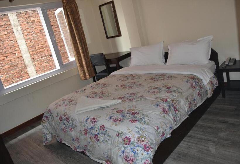 اتاق استاندارد, Bag Packer's Lodge