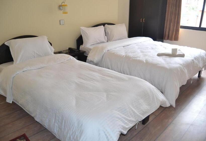 اتاق لوکس خانوادگی, Bag Packer's Lodge