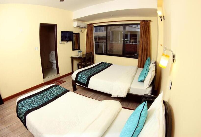 اتاق لوکس خانوادگی, Bag Packer's Lodge