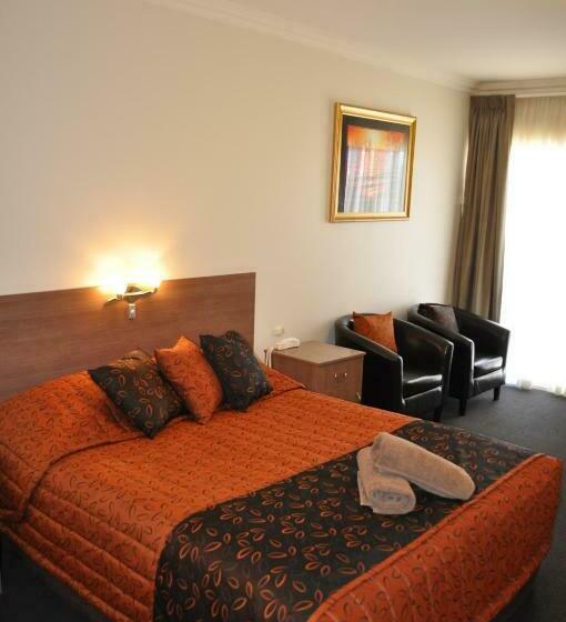 اتاق لوکس, Augusta Courtyard Motel