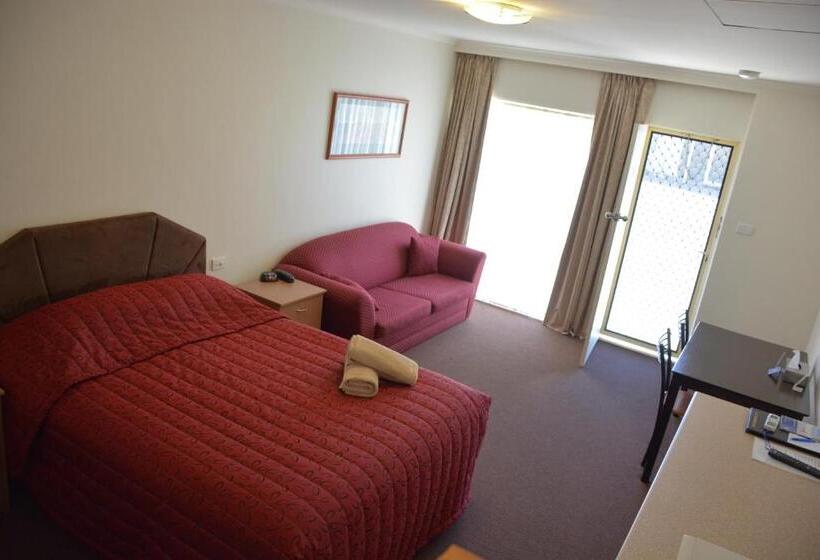 اتاق لوکس, Augusta Courtyard Motel