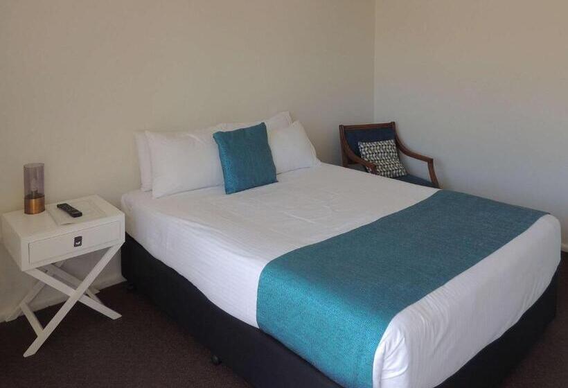 اتاق اکونومی, Comfort Inn Premier