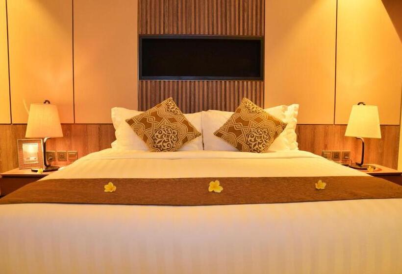 غرفة ديلوكس مزودة بشرفة, The Nest Hotel Nusa Dua