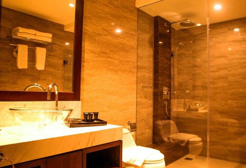 غرفة ديلوكس مزودة بشرفة, The Nest Hotel Nusa Dua